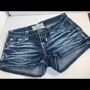 Liv big star shorts